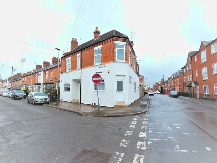 3 Bedroom Apartment To Rent In Milligan Road, Aylestone, Leicester, LE2