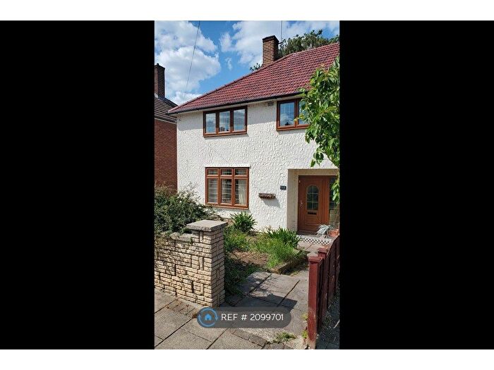 4 Bedroom Semi-Detached House To Rent In Amherst Drive, Orpington, BR5