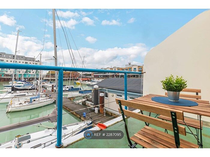 1 Bedroom Maisonette To Rent In Eastern Concourse, Brighton, BN2