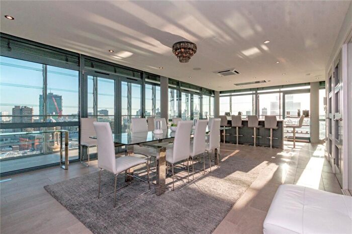 4 Bedroom Penthouse To Rent In No. Deansgate, Manchester, M3