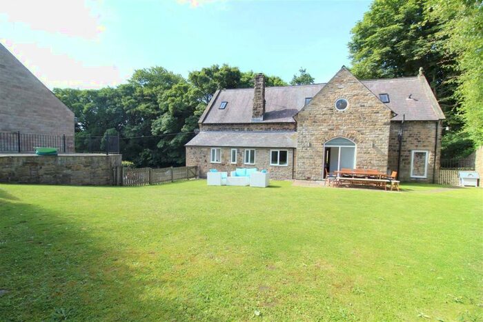 4 Bedroom Detached House To Rent In The Old School House, St Marys Road, New Mills, High Peak, SK22