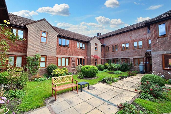 1 Bedroom Retirement Property For Sale In Winchester, SO22