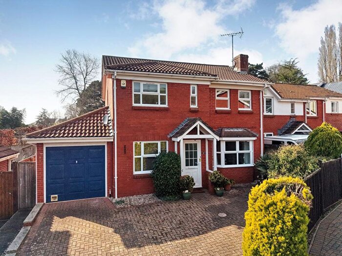 4 Bedroom Detached House For Sale In St. Johns Close, Bishopsteignton, TQ14