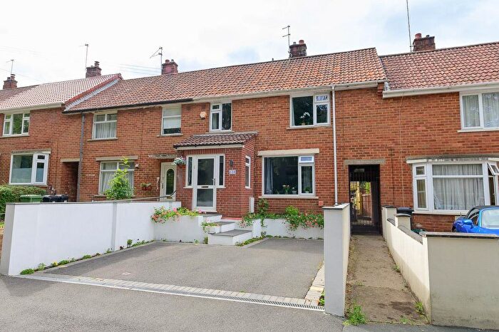 3 Bedroom Terraced House For Sale In Burley Grove, Downend, Bristol, BS16