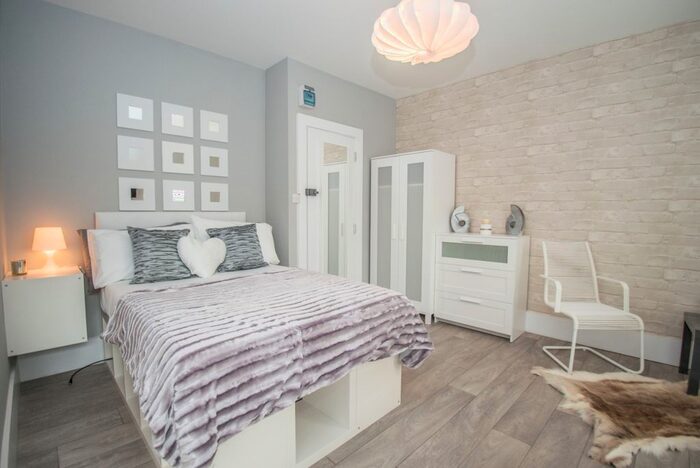 1 Bedroom Studio To Rent In Studio, Harcourt Street, Luton, Bedfordshire, LU1