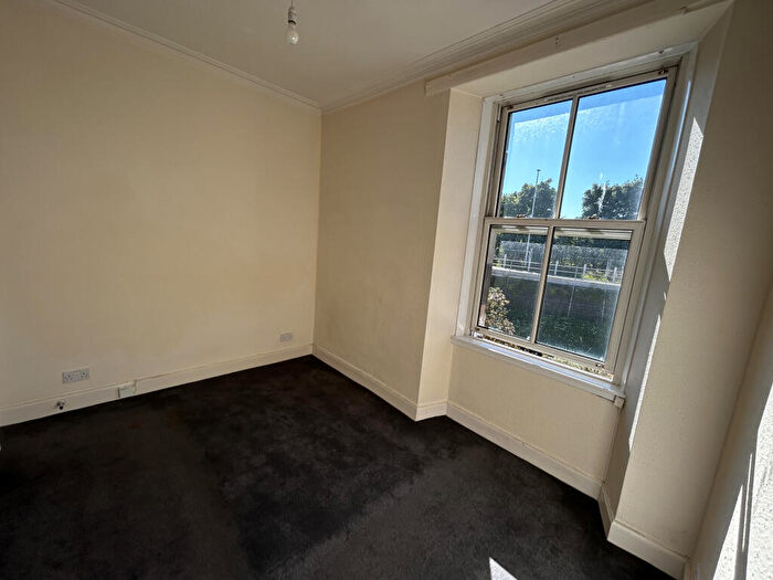 1 Bedroom Apartment To Rent In , Wheatfield Place, Gorgie, Edinburgh, F4