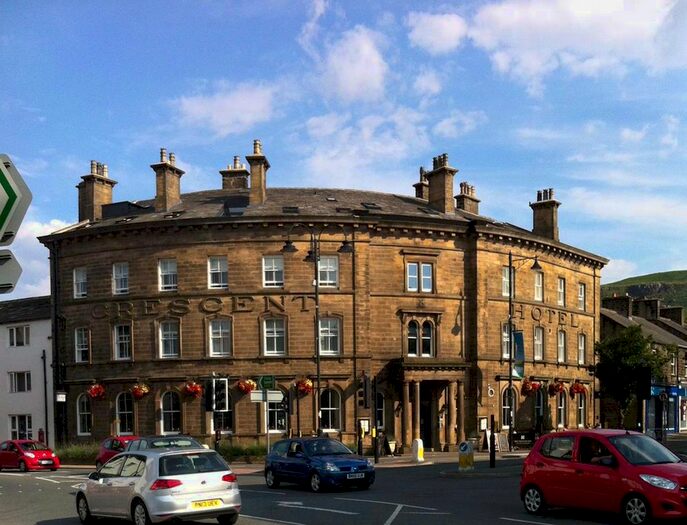 1 Bedroom Flat To Rent In Crescent Court, Crescent Courtyard, Ilkley, LS29