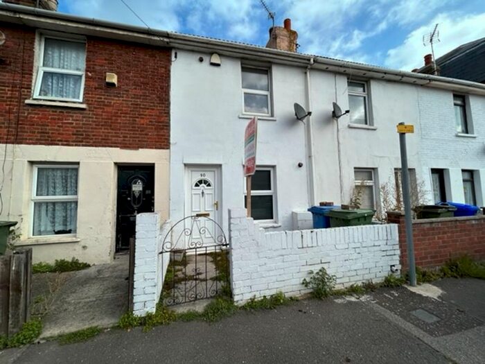 Property To Rent In Marine Parade, Sheerness, ME12