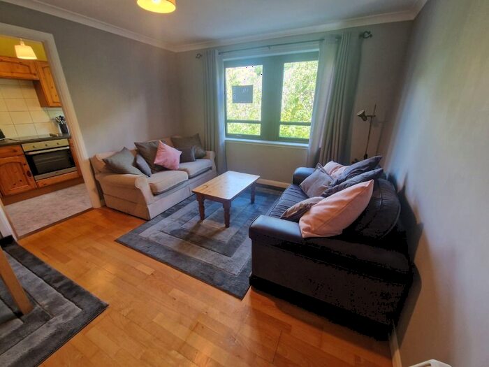 2 Bedroom Flat To Rent In Canal Place, City Centre, Aberdeen, AB24