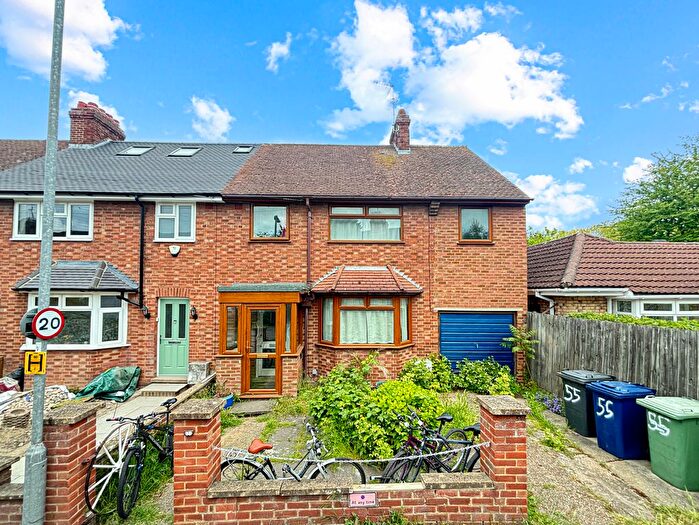 4 Bedroom End Of Terrace House For Sale In Natal Road, Cambridge, CB1