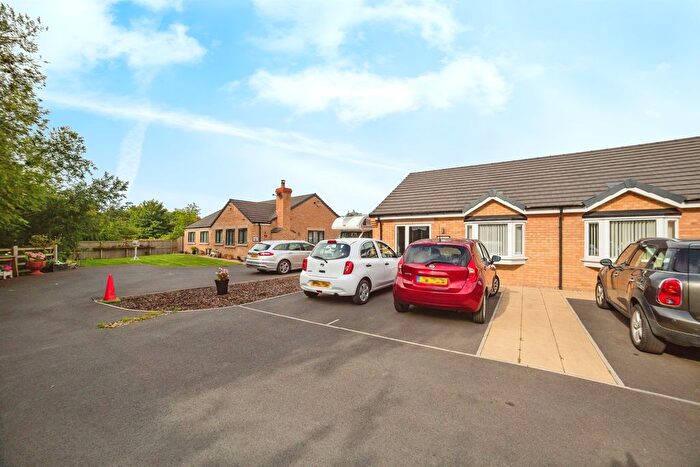 2 Bedroom Semi-Detached Bungalow For Sale In New Brook Road, South Elmsall, Pontefract, WF9