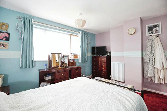3 Bedroom Terraced House For Sale In Park End, Bodicote, Banbury, OX15