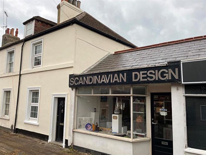 1 Bedroom Terraced House To Rent In Chapel Street, Hythe, CT21