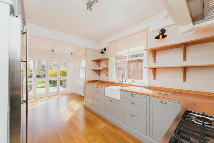 4 Bedroom Terraced House To Rent In Woodfield Avenue, Ealing, W5