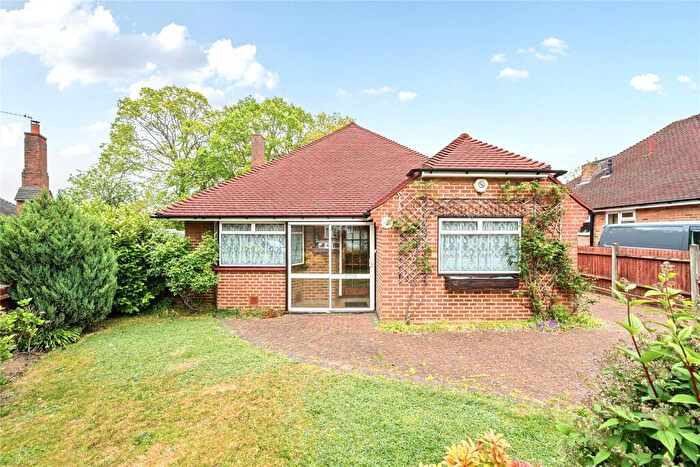 3 Bedroom Bungalow For Sale In Kemble Drive, Bromley, BR2
