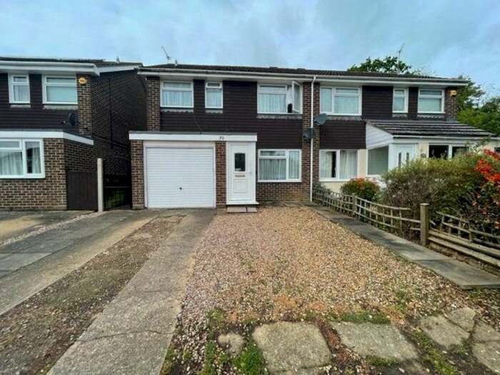 3 Bedroom Semi-Detached House To Rent In Goldsmith Drive, Newport Pagnell, MK16