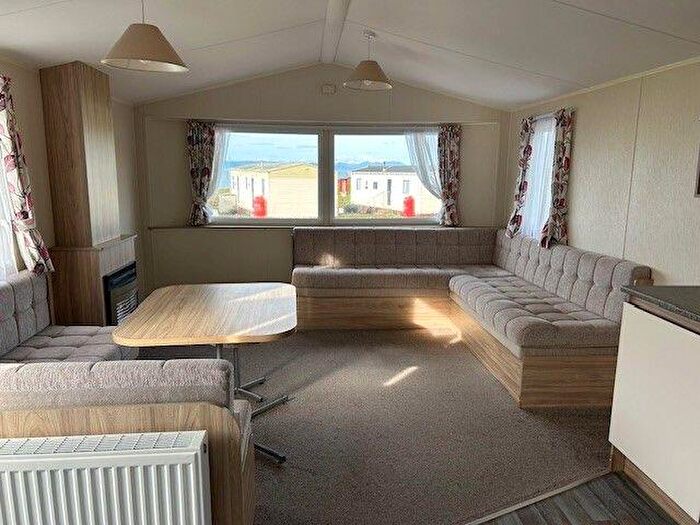 2 Bedroom Caravan For Sale In Knoweside, Croy, Maybole, KA19
