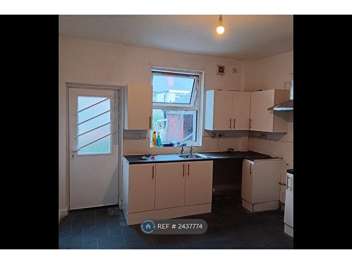 2 Bedroom Terraced House To Rent In Grosvenor Road, Rotherham, S65