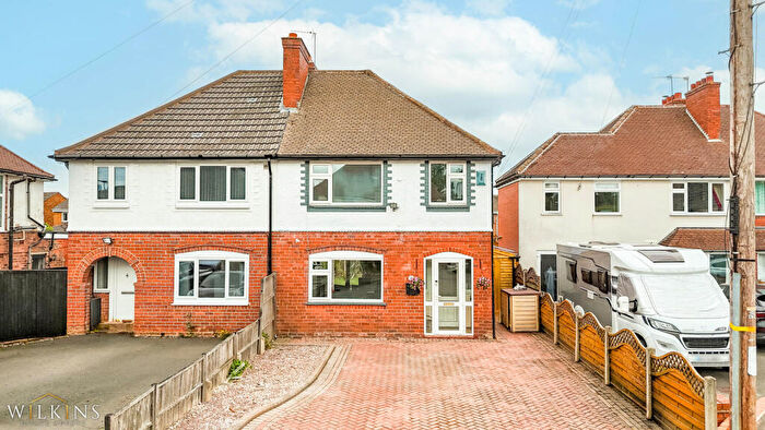 3 Bedroom Semi Detached House For Sale In Stanley Avenue, Sutton Coldfield, West Midlands, B75
