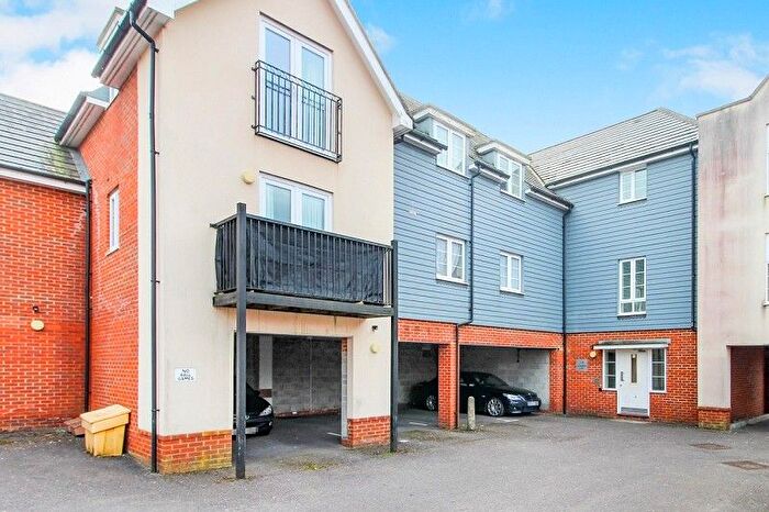 2 Bedroom Flat To Rent In Castlerigg Way, Maidenbower, Crawley, West Sussex., RH10