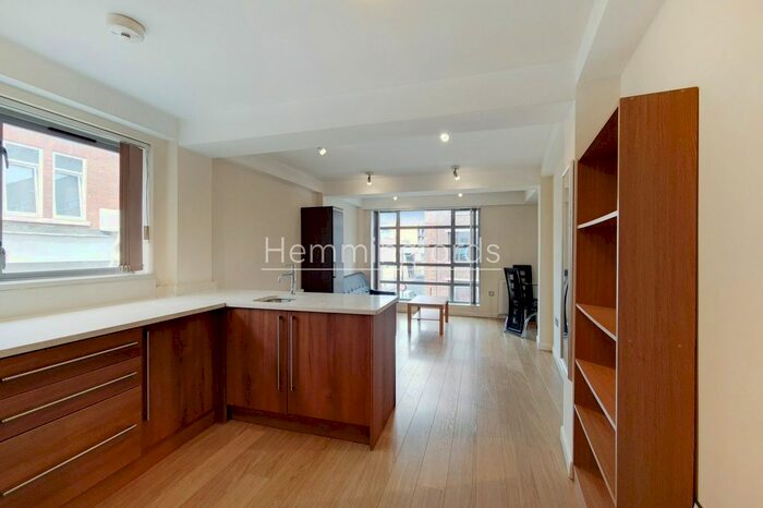 1 Bedroom Flat To Rent In Kingsland Road, Shoreditch, E2