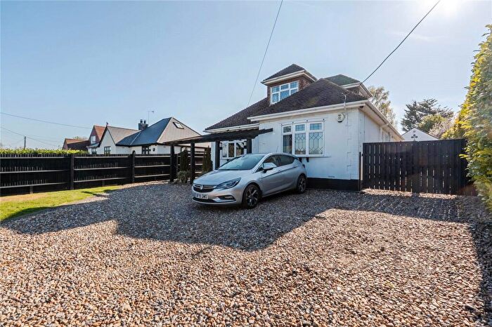 4 Bedroom Detached House For Sale In Leighton Road, Edlesborough, Bedfordshire, LU6