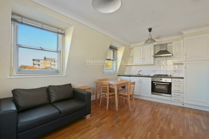 1 Bedroom Apartment To Rent In Camden Road, London, NW1