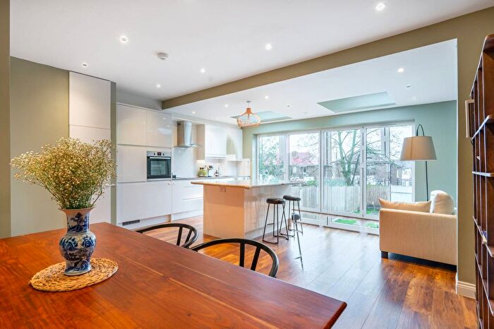 3 Bedroom Terraced House To Rent In Dollis Hill Lane, Dollis Hill, London, NW2