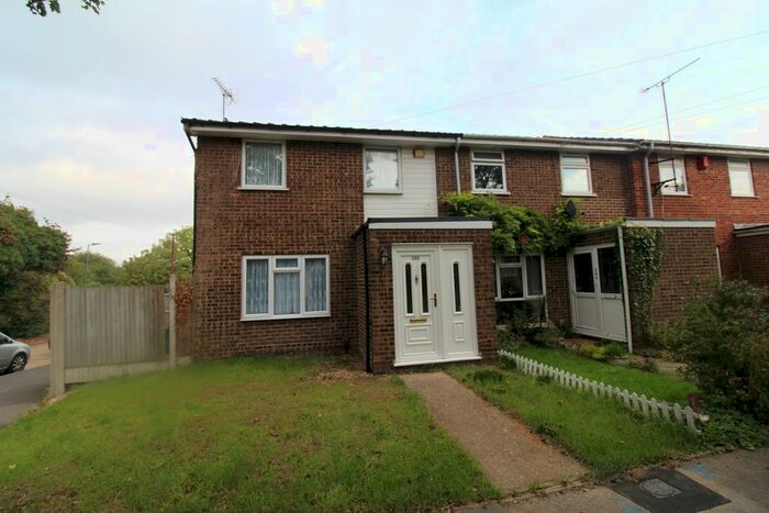 3 Bedroom End Of Terrace House To Rent In Broadway, Gillingham, Kent, ME8