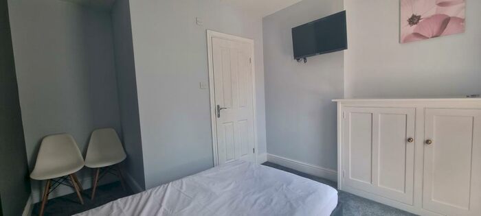 1 Bedroom House To Rent In St. Peters Avenue, Kettering, NN16