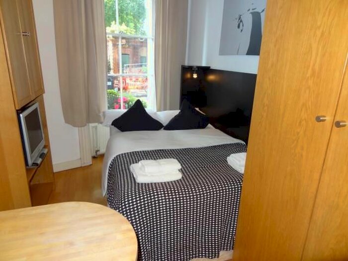 Studio To Rent In Cartwright Gardens, Bloomsbury, WC1H