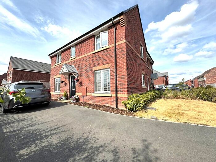 3 Bedroom Semi-Detached House For Sale In Abbot Road, Burton-on-Trent, DE13