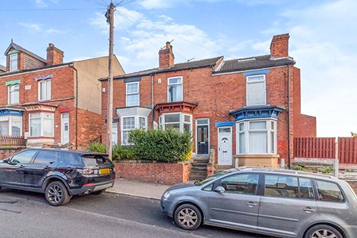 2 Bedroom Terraced House To Rent In Hinde House Lane, Sheffield, South Yorkshire, S4