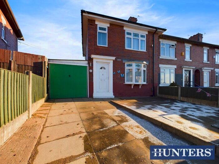3 Bedroom Semi-Detached House To Rent In Uplands Road, Stoke-On-Trent, ST2