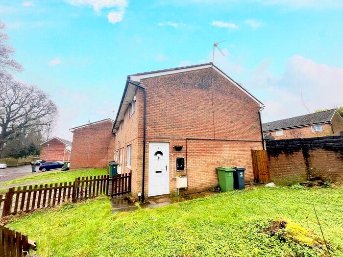 2 Bedroom Property To Rent In The Dell, St. Mellons, Cardiff, CF3