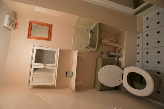 1 Bedroom Flat To Rent In Albert Street, Edinburgh, EH7