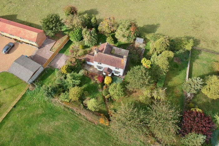 3 Bedroom Detached House For Sale In Stockton Road, Birdingbury Rugby, CV23