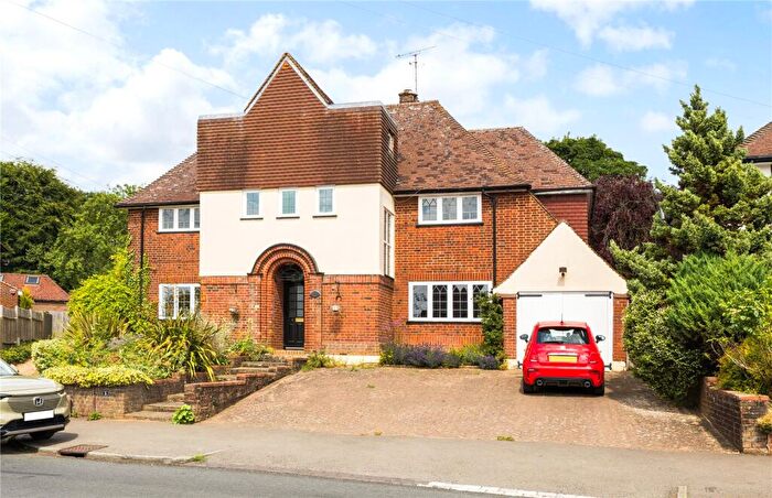 4 Bedroom Detached House For Sale In Bowers Way, Harpenden, Hertfordshire, AL5