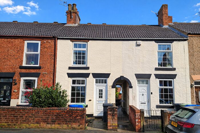 2 Bedroom Terraced House For Sale In Wellington Street, S43