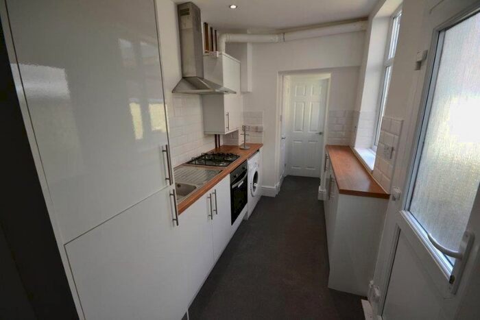 3 Bedroom Terraced House To Rent In Grasmere Street, Leicester, LE2