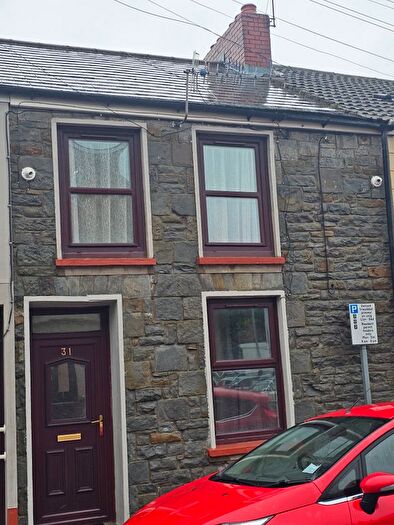 2 Bedroom Terraced House To Rent In Dean Street, Aberdare, CF44
