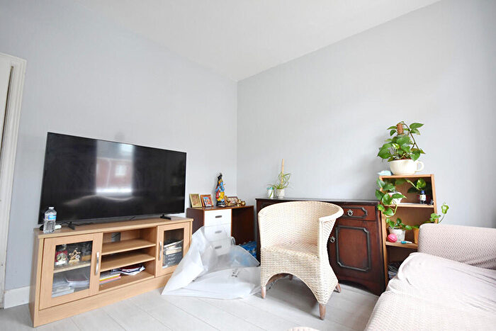 2 Bedroom Terraced House For Sale In Swan Lane, Coventry, CV2 - Photo 4