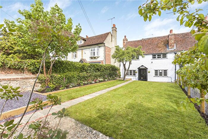2 Bedroom End Of Terrace House For Sale In The Green, Sutton Courtenay, OX14