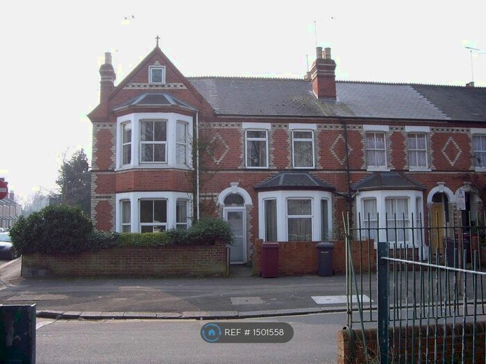 4 Bedroom End Of Terrace House To Rent In Palmer Park Avenue, Reading, RG6