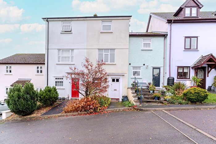 3 Bedroom Terraced House For Sale In Beaufort Place, Chepstow, NP16