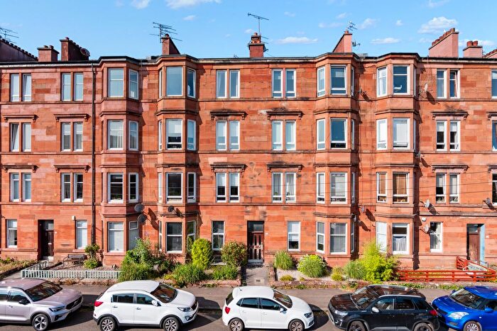 2 Bedroom Flat To Rent In Cartvale Road, Glasgow, G42