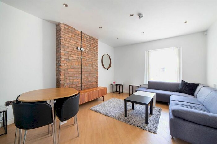 6 Bedroom Terraced House To Rent In Leazes Park Road, Newcastle Upon Tyne, NE1