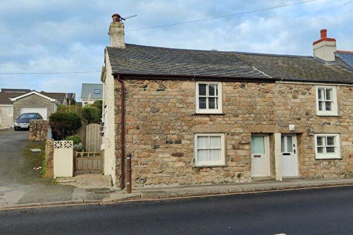 2 Bedroom Property To Rent In Fore Street, St. Ives, TR26