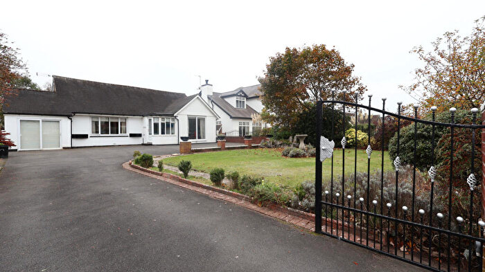 3 Bedroom Detached Bungalow For Sale In Clifton Drive, Lytham St. Annes, FY8