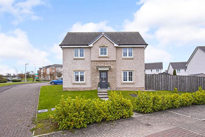 3 Bedroom Detached House For Sale In Bramble Crescent, Dunfermline, KY11